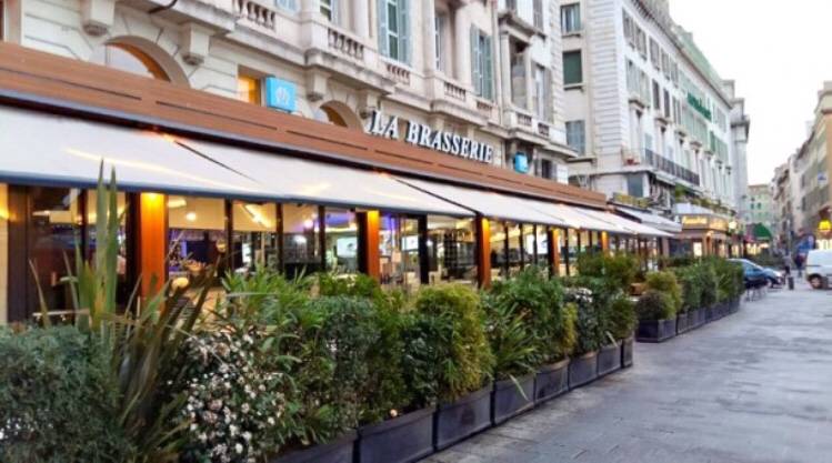 La Brasserie Om Café